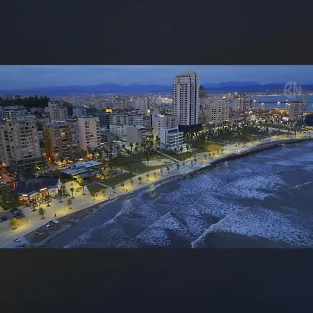 Big Seaside شقة
