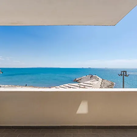 Seaview Lejlighed *
