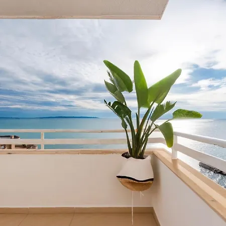 Seaview *
